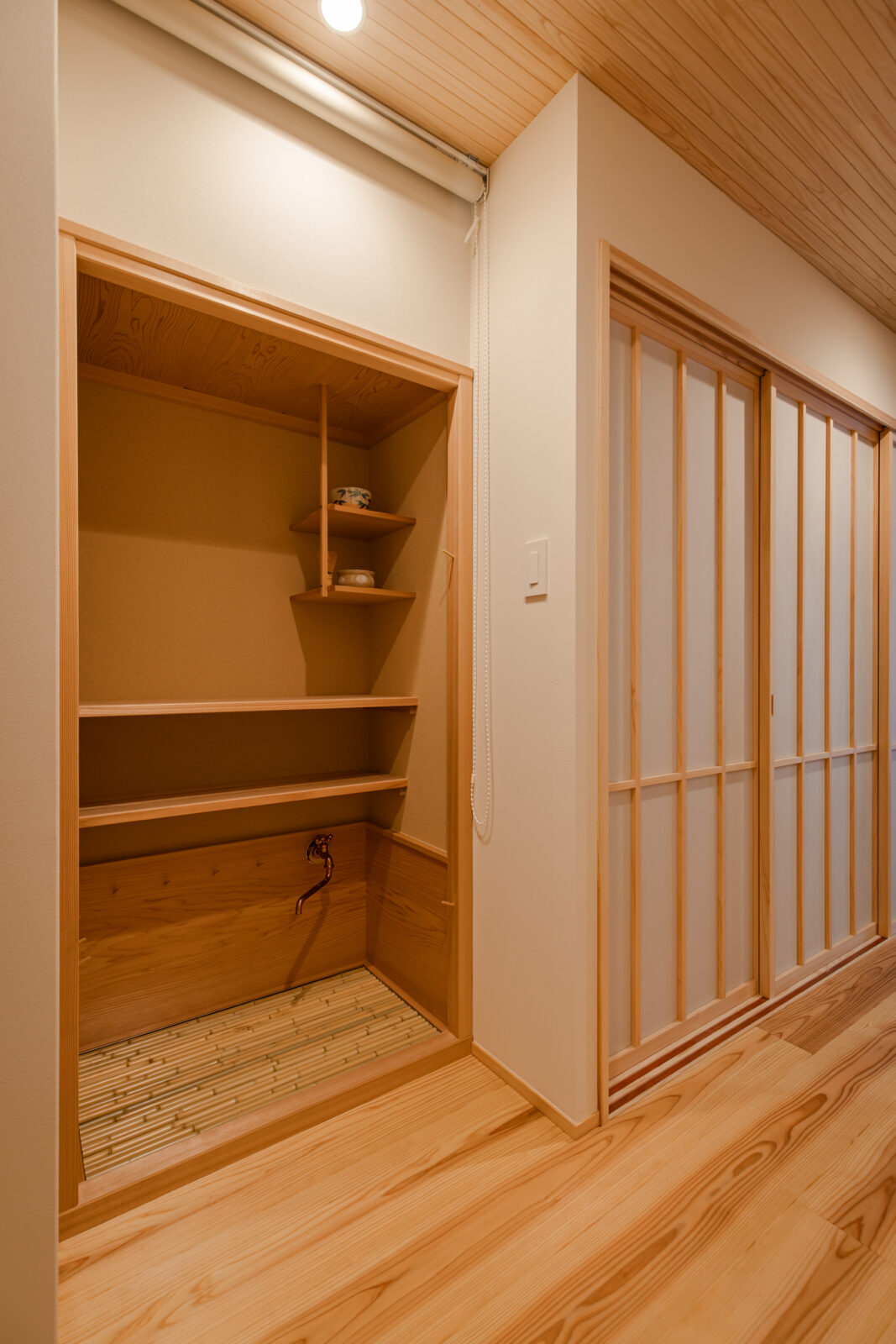 茶室に併設した水屋